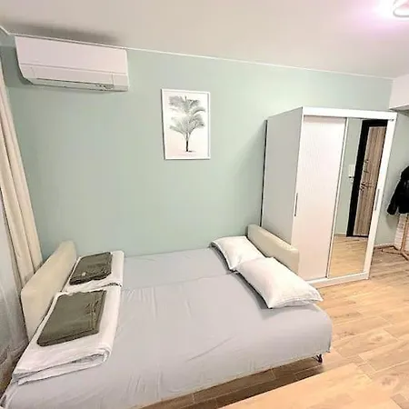 Apartament Flora Varna