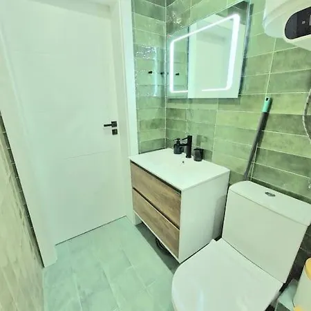 公寓 Flora 瓦爾納